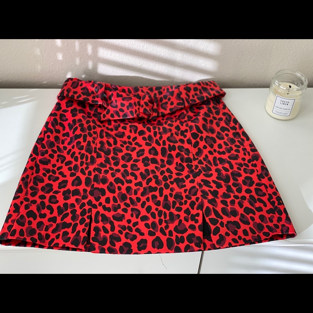Leopard mini skirt